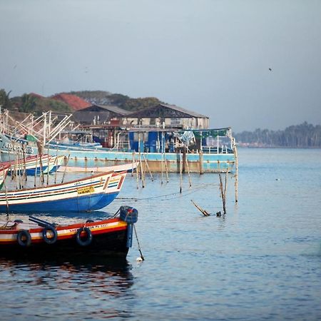 Bloom Boutique Waterfront Fort Kochi Exterior foto