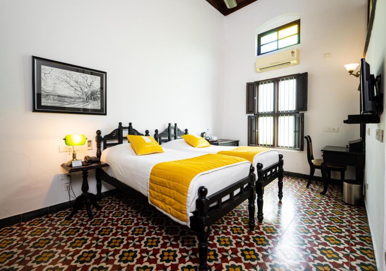 Bloom Boutique Waterfront Fort Kochi Exterior foto